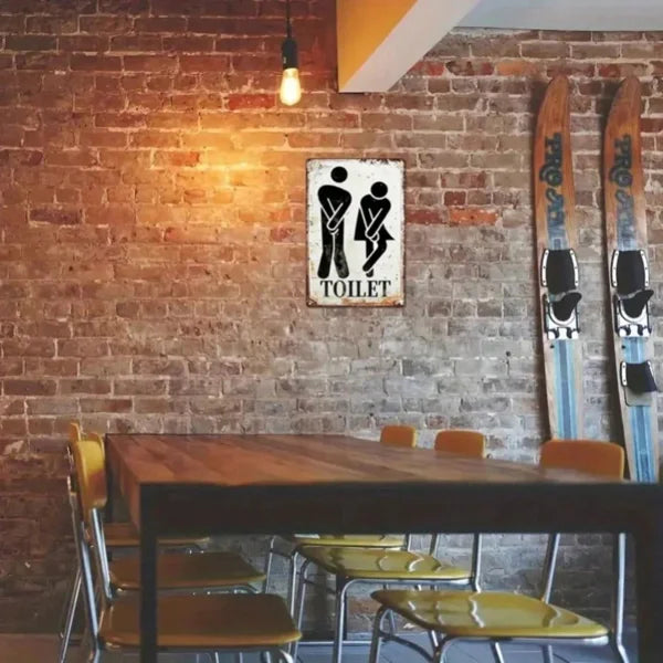 Vintage-Style Metal Sign – Humorous Toilet Design with Male/Female Figures
，