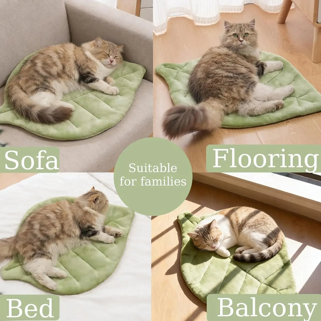Self Warming Cat Leaf Mat, Soft Fleece & Foil Insulation, 26.5"x20.5" All-Season Pet Bed